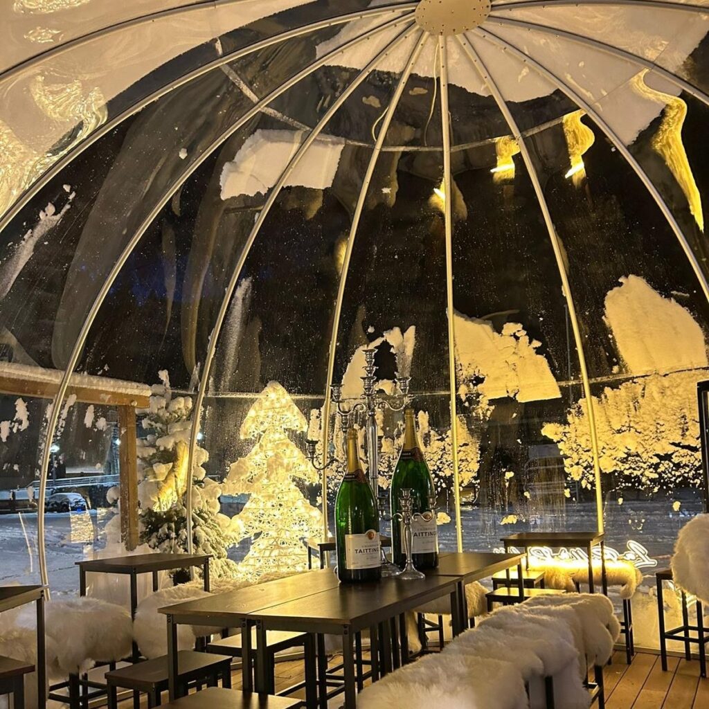 originální zastřešení terasy pro restaurace