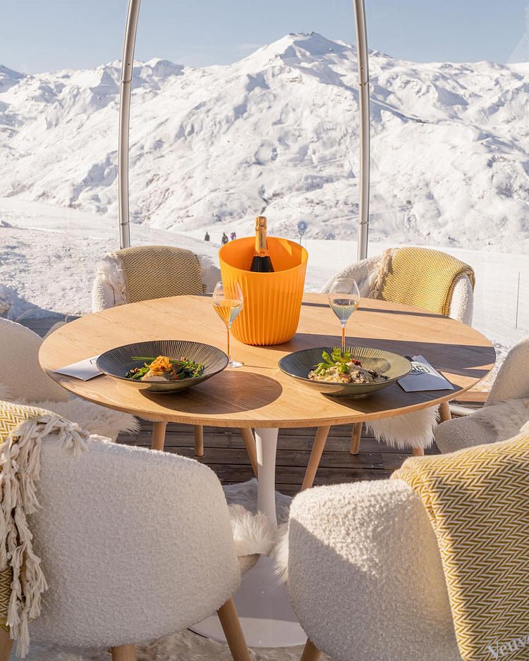 Přístřešky na terasy pro bary a restaurace